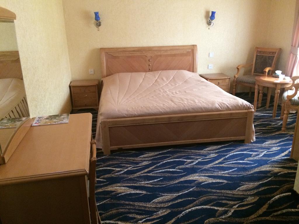 Nairi Hotel Jermuk Eksteriør billede