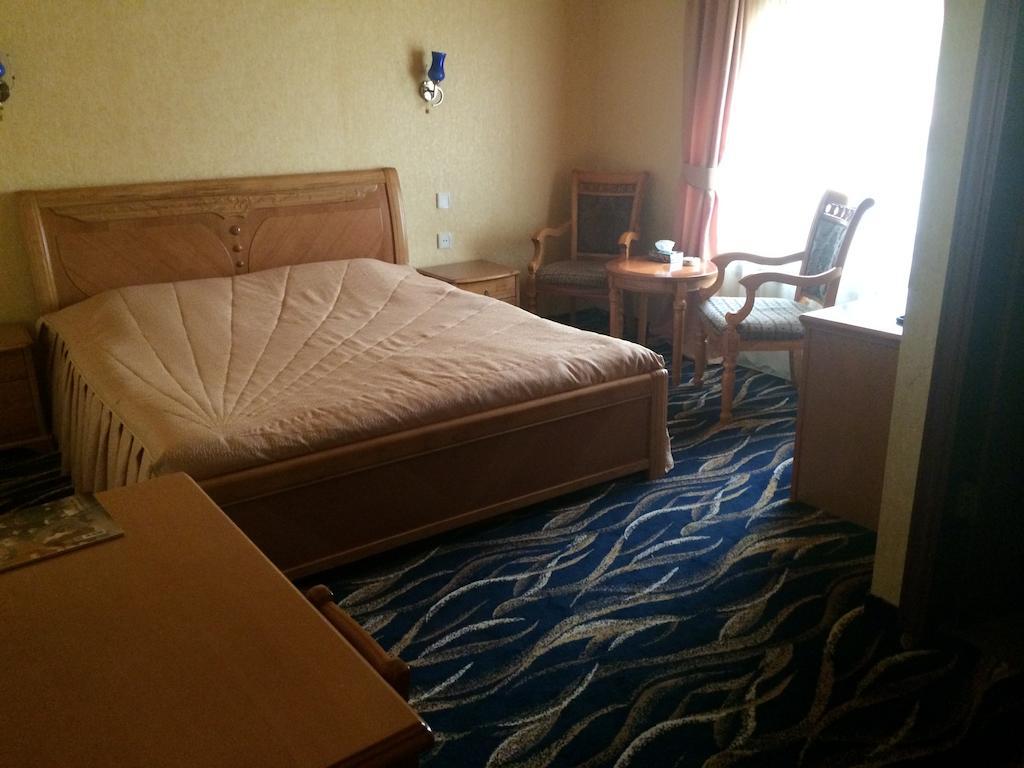 Nairi Hotel Jermuk Eksteriør billede