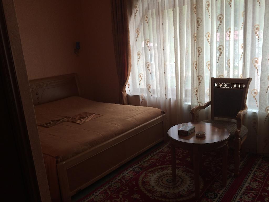 Nairi Hotel Jermuk Eksteriør billede