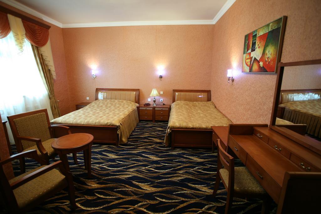 Nairi Hotel Jermuk Eksteriør billede