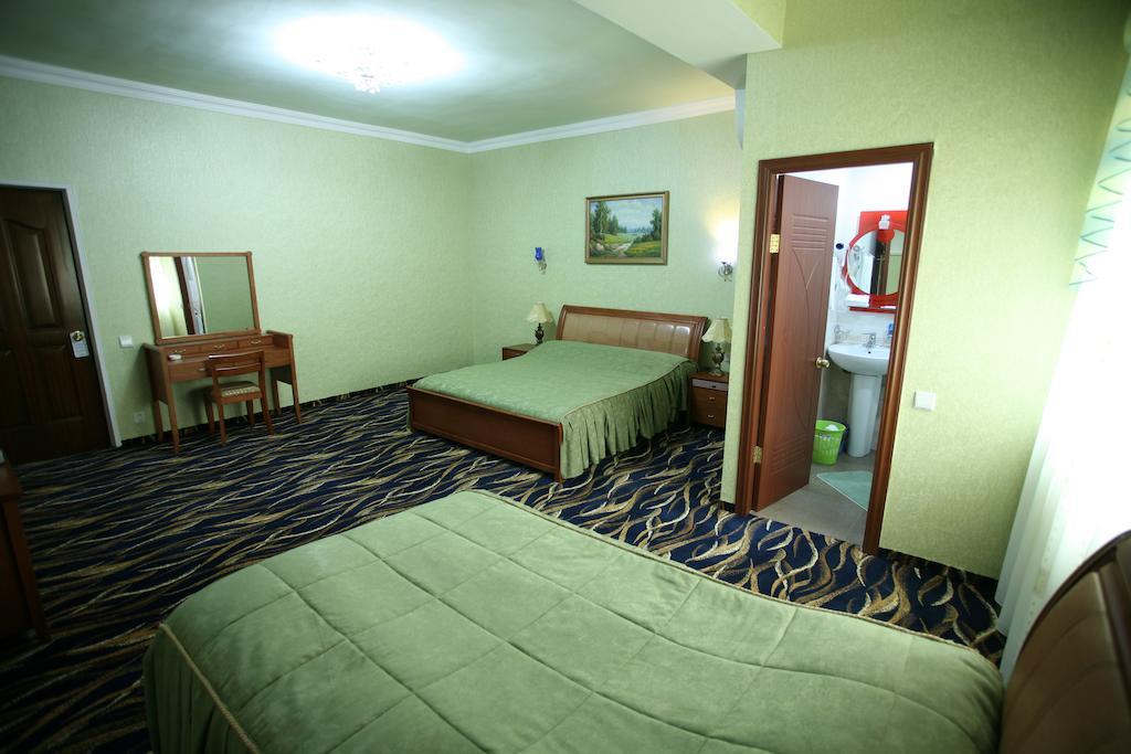 Nairi Hotel Jermuk Eksteriør billede
