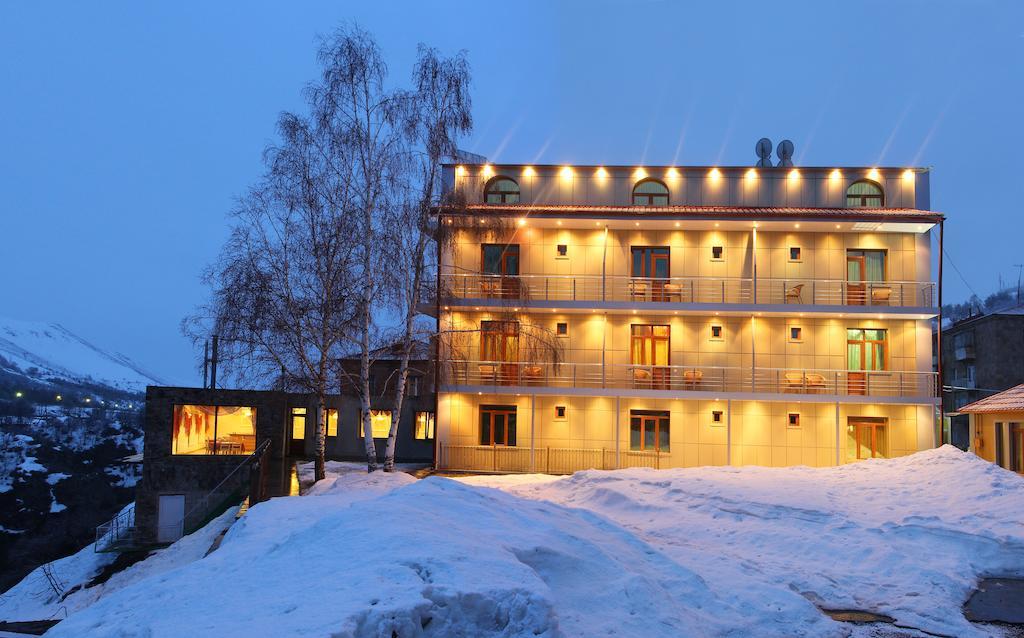 Nairi Hotel Jermuk Eksteriør billede